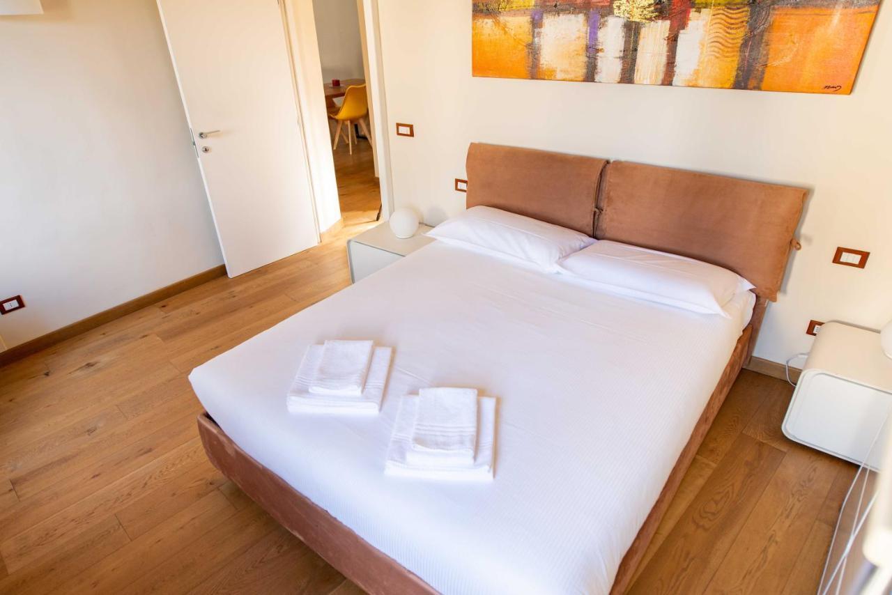 Modern, Bright Near Boboli Gardens & Santo Spirito - Homeunity Florencie Exteriér fotografie