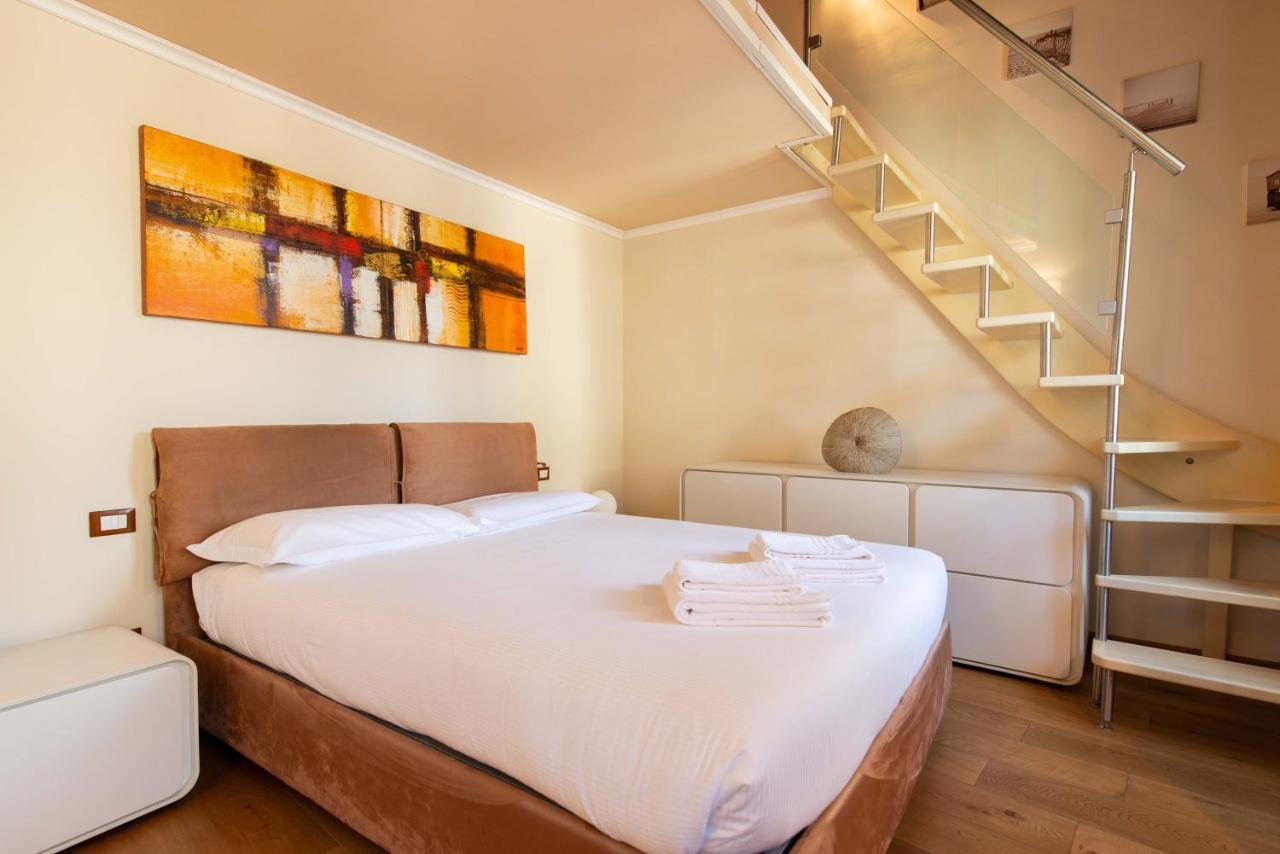 Modern, Bright Near Boboli Gardens & Santo Spirito - Homeunity Florencie Exteriér fotografie