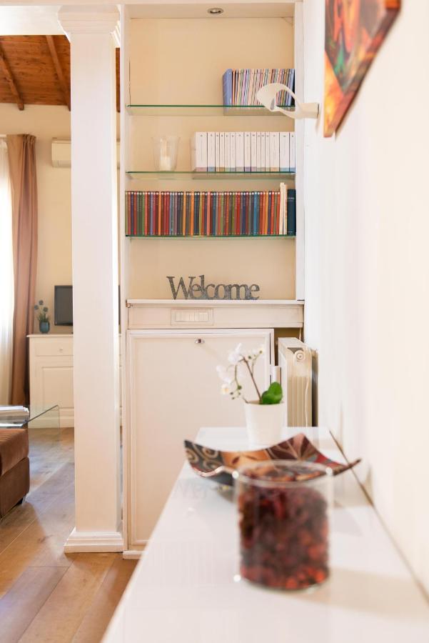 Modern, Bright Near Boboli Gardens & Santo Spirito - Homeunity Florencie Exteriér fotografie