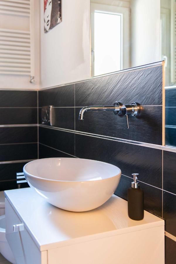 Modern, Bright Near Boboli Gardens & Santo Spirito - Homeunity Florencie Exteriér fotografie