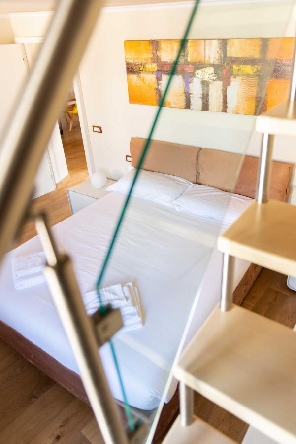 Modern, Bright Near Boboli Gardens & Santo Spirito - Homeunity Florencie Exteriér fotografie